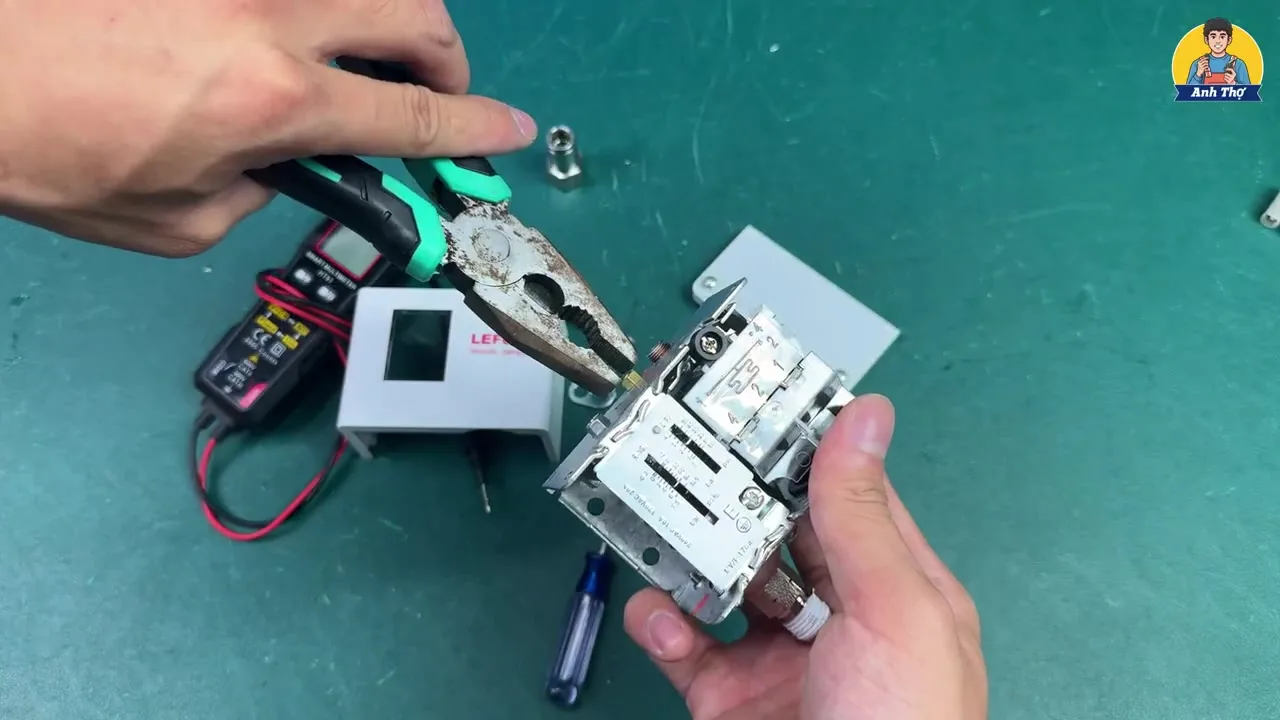 Hướng Dẫn Điều Chỉnh Range và DIFF Công Tắc Áp Suất LEFOO 5508