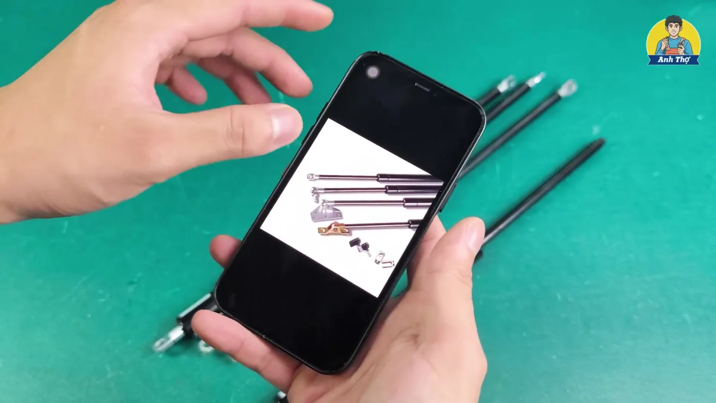 Review Chi Tiết Ty Thủy Lực Chống Cốp: Biến Cốp Cơ Thành "Cốp Điện" Phiên Bản Tiết Kiệm 2026