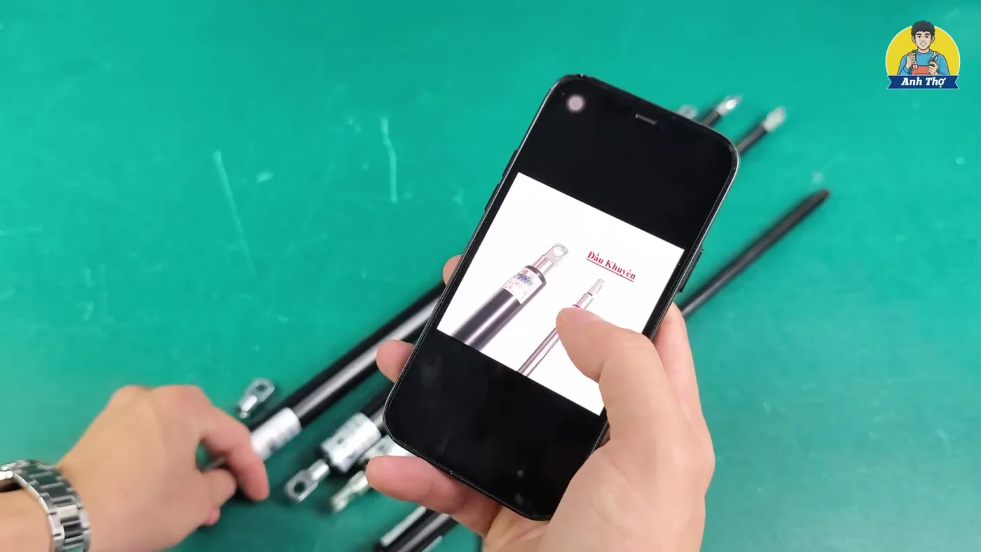 Review Chi Tiết Ty Thủy Lực Chống Cốp: Biến Cốp Cơ Thành "Cốp Điện" Phiên Bản Tiết Kiệm 2026