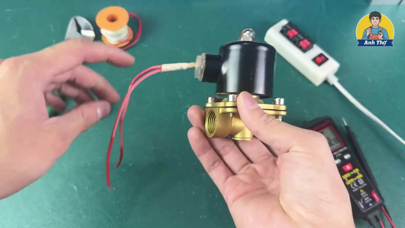 Hồi Sinh Van Điện Từ XCPC Bị Vô Nước: Hướng Dẫn Kiểm Tra và Sửa Chữa Chi Tiết